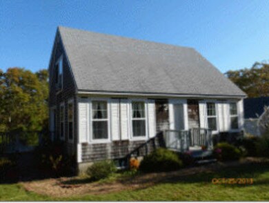 21 Quantapog Rd, Oak Bluffs, MA 02557 - photo 2