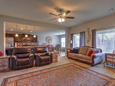 7213 S Nyssa Ave, Broken Arrow, OK 74011 - photo 5