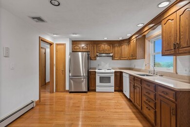 30 Crystal Dr, Stoneham, MA 02180 - photo 5