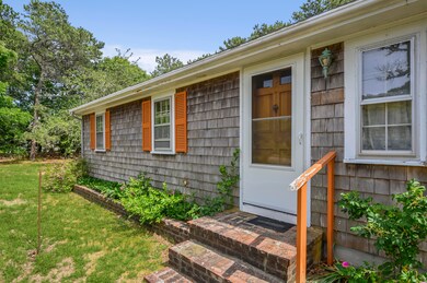 002-photo-front-view-9373207