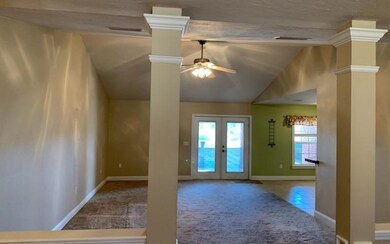 818 NW Savannah Cir, Lake City, FL 32055 - photo 3