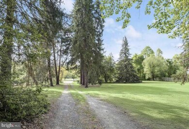 13310 Mockingbird Ln, Bowie, MD 20720 - photo 4