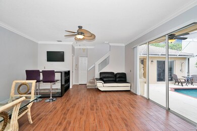 Family Room/Casual Eat in