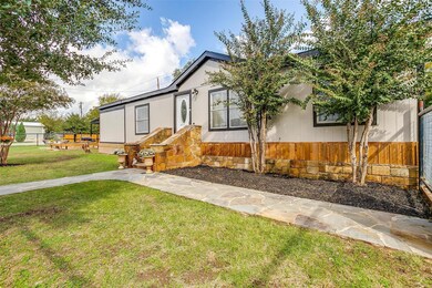 3701 Texas Ave, Granbury, TX 76049 - photo 3