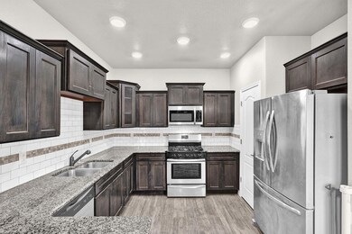 13618 Bradford St, Horizon City, TX 79928 - photo 7