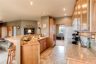 924 Grinnell Ave SW, Orting, WA 98360 - photo 5