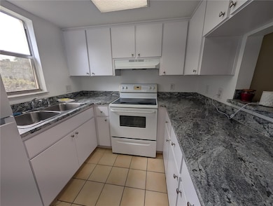 4937 Marine Pkwy unit 107, New Port Richey, FL 34652 - photo 2