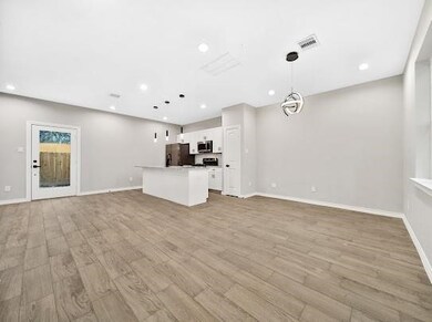 7414 Mount St, Houston, TX 77088 - photo 6