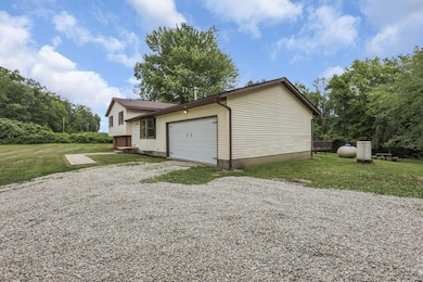 13590 Sand Hollow Rd SE, Thornville, OH 43076 - photo 5