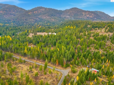 This portion of the N Rosemere is a private road.