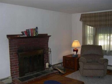 648 Common St, Walpole, MA 02081 - photo 4