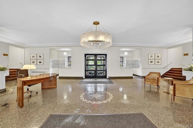 The Croydon unit 6K, Bronxville, NY 10708 - photo 4