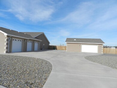 226 Road 3950, Farmington, NM 87401 - photo 2