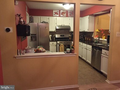 22 Andover Place, Trenton, NJ 08691 - photo 5