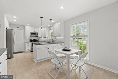 3803 Stoneybrooke Ct, Alexandria, VA 22306 - photo 5