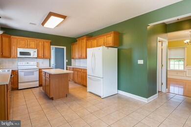 36 Mine Rd, Fleetwood, PA 19522 - photo 5