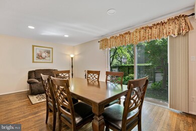 38 Penny Ln, Baltimore, MD 21209 - photo 6