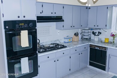 183 Cliffwood Ave, Cliffwood, NJ 07721 - photo 3