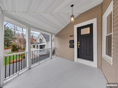 114 Colony Ave unit 1, Park Ridge, NJ 07656 - photo 2