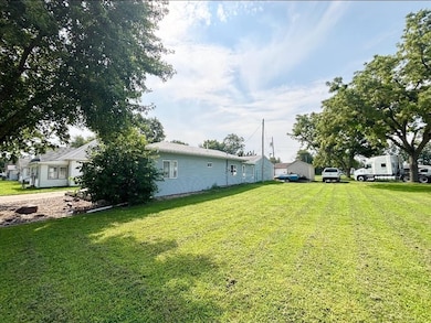 3511 15th St, Columbus, NE 68601 - photo 4