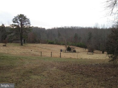 1052 Shetley Rd, Amissville, VA 20106 - photo 4