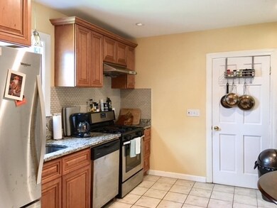 39 Saunders St, Allston, MA 02134 - photo 6