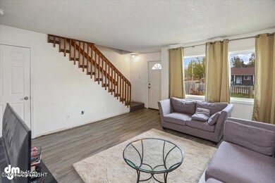 07-Living room_IMG_5106