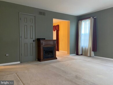 101 Richmond Ct, Harleysville, PA 19438 - photo 6