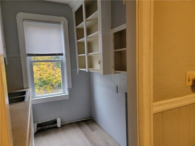 82 Huron St, Providence, RI 02908 - photo 7