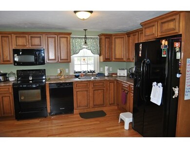 122 Wall St, Middleboro, MA 02346 - photo 3