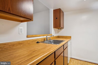 1410 Greendale Ct unit 2-1410, Arnold, MD 21012 - photo 7