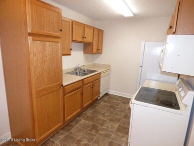 171 Central Blvd unit 27, Mount Washington, KY 40047 - photo 4