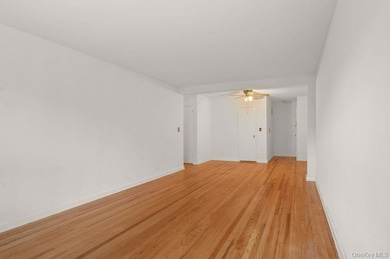 485 Bronx River Rd unit A21, Yonkers, NY 10704 - photo 6