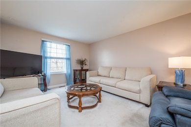 1825 Wallace Rd, South Park, PA 15129 - photo 7