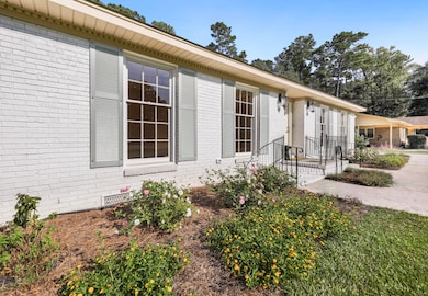 122 Pinewood Dr, Moncks Corner, SC 29461 - photo 2