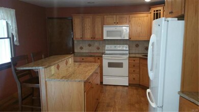 53 Kaup Ave, Tamaqua, PA 18252 - photo 5