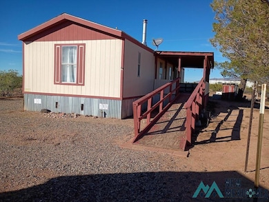 4305 Overhill Nw Dr, Deming, NM 88030 - photo 2