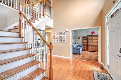 04-FOYER