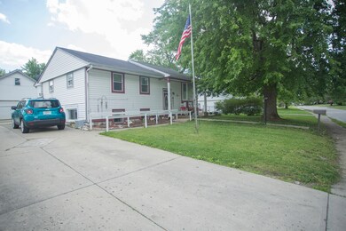 311 Northlane Dr, Whiteland, IN 46184 - photo 2