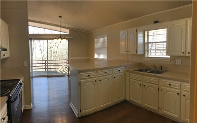 49 Lancaster Dr, Bella Vista, AR 72715 - photo 5