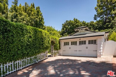 5046 Alhama Dr, Woodland Hills, CA 91364 - photo 4