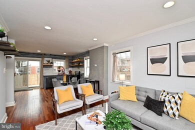 5645 Fenwick Dr, Alexandria, VA 22303 - photo 3