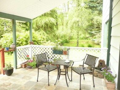 16 Urych Rd, Raymond, WA 98577 - photo 3