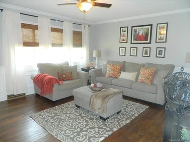 Large front windows!