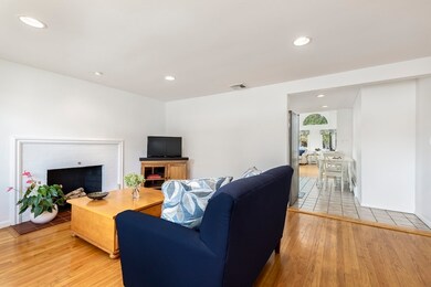 2 Sophia Rd, Salem, MA 01970 - photo 4