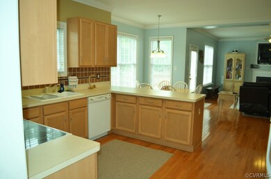 Alternate view of Kitchen - Opens to Family Room!
