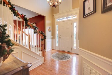 6658 Rutherford Dr, Macungie, PA 18062 - photo 2