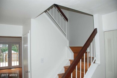 3005 Hickory Grove Ct, Fairfax, VA 22031 - photo 7