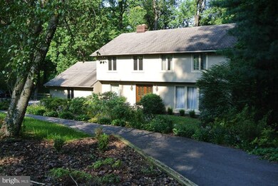 14 Brickford Ln, Pikesville, MD 21208 - photo 2