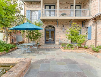 302 Oakleaf Dr-5